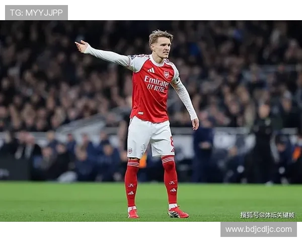 厄德高的崛起与挑战：从天才少年到足球巨星的成长之路